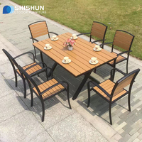 Ensemble mobilier pour restaurant villa jardin patio extérieur plastique bois tables et chaises loisirs balcon