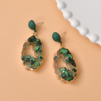 Boucles d'oreilles pendantes géométriques plaquées or de luxe léger, élégantes, polyvalentes, charmantes, vert rétro, style aiguille d'argent