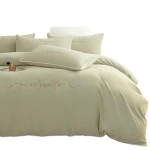 Lenzuola di flanella di corallo invernale di classe 4 pezzi copripiumino a doppia faccia <span class=keywords><strong>Set</strong></span> di lenzuola incluso copripiumino in velluto poliestere - Product Image 5