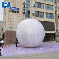 Modèle de planète lunaire gonflable gris personnalisé pour la décoration publicitaire des sites touristiques en plein air et du Festival de la Mi-Automne