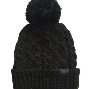 Unisex Cable Knit Beanie Acrylic Material Winter Hat With Custom Logo High Quality Bobble Beanies Manufacturers - Product Image 5