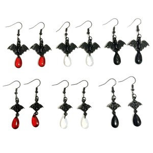 Jun <span class=keywords><strong>Eucalyptus</strong></span> Commerce Extérieur Transfrontalier Original Noir Rouge Protéine Cristal Gothique Noir Chauve-Souris Boucles <span class=keywords><strong>D</strong></span>'oreilles Sortie <span class=keywords><strong>D</strong></span>'usine - Product Image 5