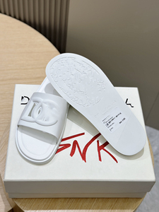 Sandales plates décontractées en cuir véritable pour femme, collection été 2026 – Tongs de créateur de haute qualité pour femmes - Product Image 4