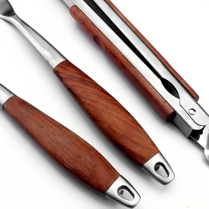 Ensemble de 3 outils de barbecue robustes en acier inoxydable extra épais avec spatule, fourchette et pinces à manche en bois de rose pour grillades en extérieur - Product Image 4