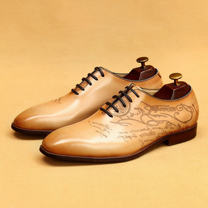 S1007F New Hot-selling Carved Genuine Leather British Business Formal <b>Pointed</b> <b>Toe</b> Cowhide Lining Men's Leather Shoes - Product Image 6