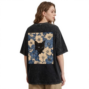 T-shirt en jersey pour femme, imprimé floral chat noir délavé, col rond, manches courtes, épaules tombantes, coupe ample, décontracté, haut d'été, 100% coton - Product Image 2