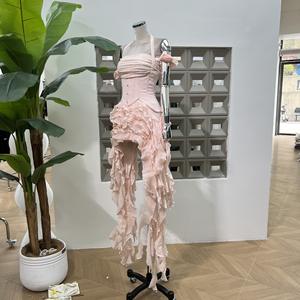 Principios de verano Diseño de nicho Cinta de algas Borla Tubo Top Vestido irregular Falda larga - Product Image 2