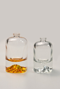 50ml 30ml botella de vidrio de Perfume de tornillo de color botellas de Perfume <span class=keywords><strong>volcánico</strong></span> portátiles vidrio al por mayor botella de Perfume vacía vidrio - Product Image 4