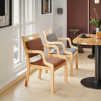 Meubles personnalisés en bois massif respectueux du vieillissement Tables à manger Chaises pour personnes âgées pour maisons de retraite Soins de santé Loisirs communautaires