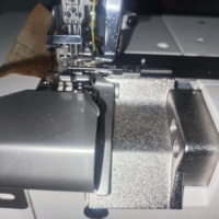Machine à coudre automatique à point interlock JUKIS MF-7723, trois aiguilles, cinq fils, moteur 6000 points/min, épaisseur 10 mm, nouveau support de table
