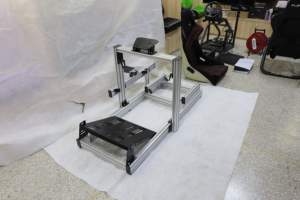 Station de jeu de fabrication directe Support de siège de simulateur de jeu de course standard Support en aluminium Volant réglable Anglais - Product Image 4