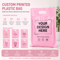 Sac de courses en plastique rose imprimé sur mesure avec poignée découpée pour l'emballage de vêtements, cosmétiques, livres et cadeaux en détail