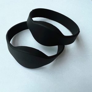 Sunlanrfid tùy chỉnh màu đen RFID silicon cao su dây đeo cổ tay với em4305 chip cho khách sạn & ứng dụng thanh toán - Product Image 6