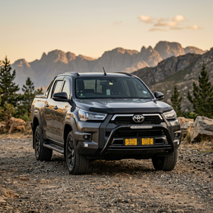 Hilux Travo Overland Plus 2026 Usado, 5 Plazas, Transmisión Automática, Volante a la Izquierda, Asientos de Cuero, Techo de Aleación de Aluminio, R17 4L - Product Image 1