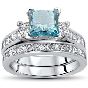 Bague de fiançailles géométrique simple en cuivre bleu avec diamant de laboratoire pour femme, style bohème, sertissage carré à griffes, bijou de doigt tendance - Product Image 1