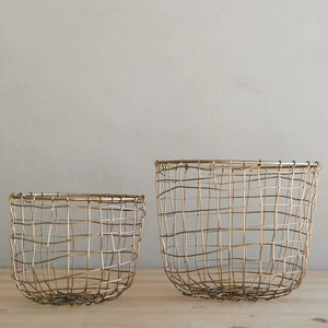 Heart Shaped Metal Wire Basket with <b>Rustic</b> Finish for Living Room, Weddings, and Decorative Display - Product Image 1