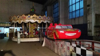 Manège Voiture Volante Crazy Wave, Voiture de Sport Rotative Coulissante pour Enfants, Équipement d'Attraction et de Divertissement pour Enfants et Famille
