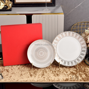 Service de vaisselle en porcelaine de luxe avec bordure dorée, assiettes à bordure dorée pour mariages et cadeaux - Product Image 2