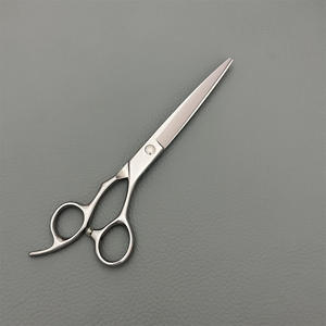 Tijeras Profesionales para Cabello de 7 Pulgadas, Acero Inoxidable 440C, para Diestros, Uso en Salón de Belleza, Tipo de Cuchilla Estándar - Product Image 5