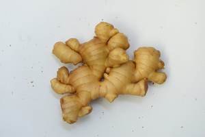 Pemasok Tiongkok menawarkan berbagai Harga jahe segar, yang kaya akan nutrisi. - Product Image 3