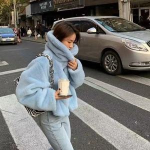 <span class=keywords><strong>Abrigo</strong></span> <span class=keywords><strong>de</strong></span> <span class=keywords><strong>piel</strong></span> sintética <span class=keywords><strong>de</strong></span> conejo <span class=keywords><strong>de</strong></span> <span class=keywords><strong>nutria</strong></span> <span class=keywords><strong>de</strong></span> imitación Artificial con cuello vuelto corto cálido a la moda para mujer - Product Image 4