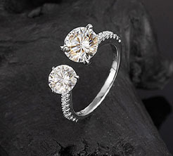 Anillo de Compromiso Romántico de Plata 925 con Moissanita, Corte Brillante Redondo, Engaste Pavé, Montura de Garras, Joyería para Mujer - Product Image 3