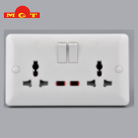 Prise murale double 13A personnalisée OEM avec indicateur néon, alimentation domestique, interrupteurs à prise murale en gros
