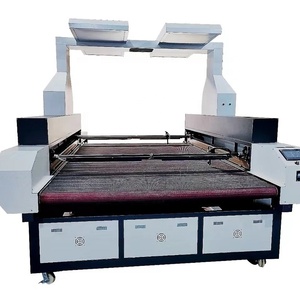Tissu Textile Laser Machines De Découpe CO2 <span class=keywords><strong>Auto</strong></span> Alimentation Top Camara 1814 1816 1820 1825 Coupe pour T-shirt Sportswear - Product Image 1