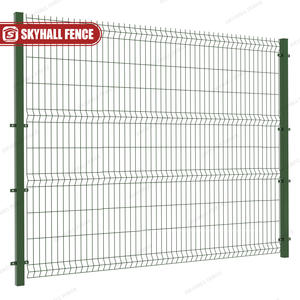 Clôture en treillis métallique soudé galvanisé enduit de poudre verte Clôture de terrain de sport Produit de treillis et de portes - Product Image 2