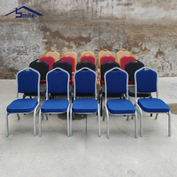 Chaise de banquet d'hôtel certifiée SGS TUV, empilable, avec structure métallique entièrement soudée et revêtement en tissu, capacité 250 kg, vente en gros directe usine Chine