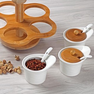 La nuova pentola per condimenti in ceramica di vendita calda con scatola per spezie da cucina con Base in legno può essere ruotata - Product Image 6