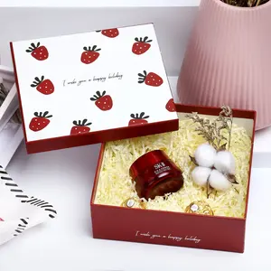 Wholesale Paper Gift Boxes With Strawberry Printed Clothes Scarf Packaging Paper Gift Box Valentine's Day Gift Decoration Boxes