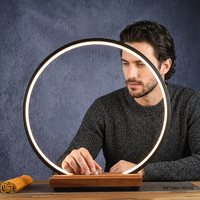 Présentoir rotatif moderne pour dégustation de vins avec éclairage LED, étagère en bois décorative, base de lampe de table illuminée, pour comptoir de bar et stand d'exposition