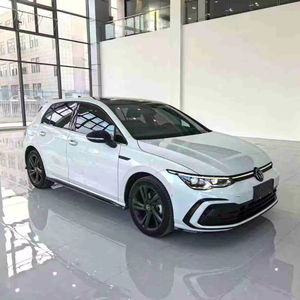 Volkswagen <span class=keywords><strong>Golf</strong></span> 2021 Versión 280 TSI DSG <span class=keywords><strong>R</strong></span>-<span class=keywords><strong>Line</strong></span> 1.4T, 7AT, Tracción Delantera, Interior Oscuro, Gasolina, Buen Estado, Usado, Mercado Ruso <span class=keywords><strong>2022</strong></span> - Product Image 1
