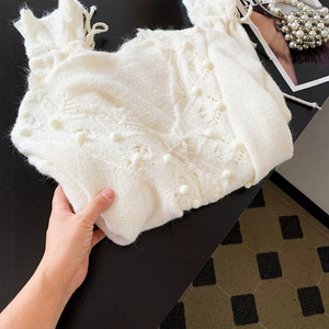 Cardigan en tricot blanc à col en V et manches longues avec pompons et détails en dentelle, coupe ample pour femme, style automne - Product Image 4