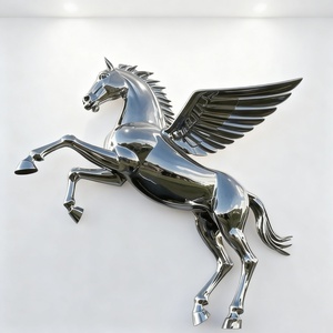 Estatua de Pegaso Alargada de Gran Tamaño, Arte Monumental de Acero Inoxidable para Entrada de Hotel o Plaza, Tamaño Personalizado - Product Image 2
