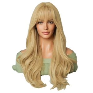 Perruque synthétique blonde longue et bouclée avec frange, style Taylor Swift, <span class=keywords><strong>cheveux</strong></span> naturels dorés, très vendue en Europe et aux États-Unis - Product Image 5
