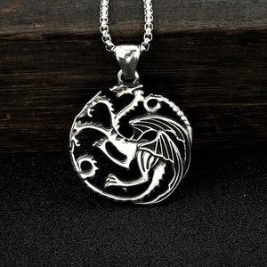 Inspirado en Juego de Tronos <span class=keywords><strong>Targaryen</strong></span> Sigil Collar con colgante de dragón de fuego y sangre Estilo vintage Joyería de acero inoxidable - Product Image 2