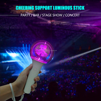 Marchandises de concert Kpop, bâton lumineux officiel de l'idole du concert New Jeans, bâton lumineux pour les fans de Kpop, bâton lumineux pour encourager les concerts