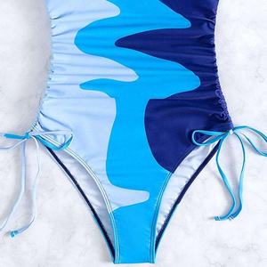 Maillot de bain une pièce sur mesure grande taille pour femme avec logo imprimé – Tenue de natation fitness - Product Image 2