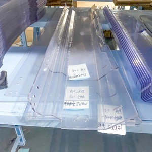 Tùy chỉnh OEM <span class=keywords><strong>Polycarbonate</strong></span> kính chắn gió cho xe uốn khắc in lớp phủ | PC xử lý cắt vật liệu chào đón - Product Image 3