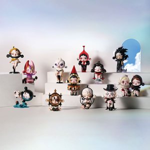 100% Original POPMART SKULLPANDA Image de la série de figurines de réalité LABUB MACARON Boîte aveugle en matériau PVC - Product Image 6