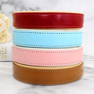 Collar suave y cómodo para mascotas, accesorio acolchado de cuero de lujo, venta al por mayor - Product Image 3