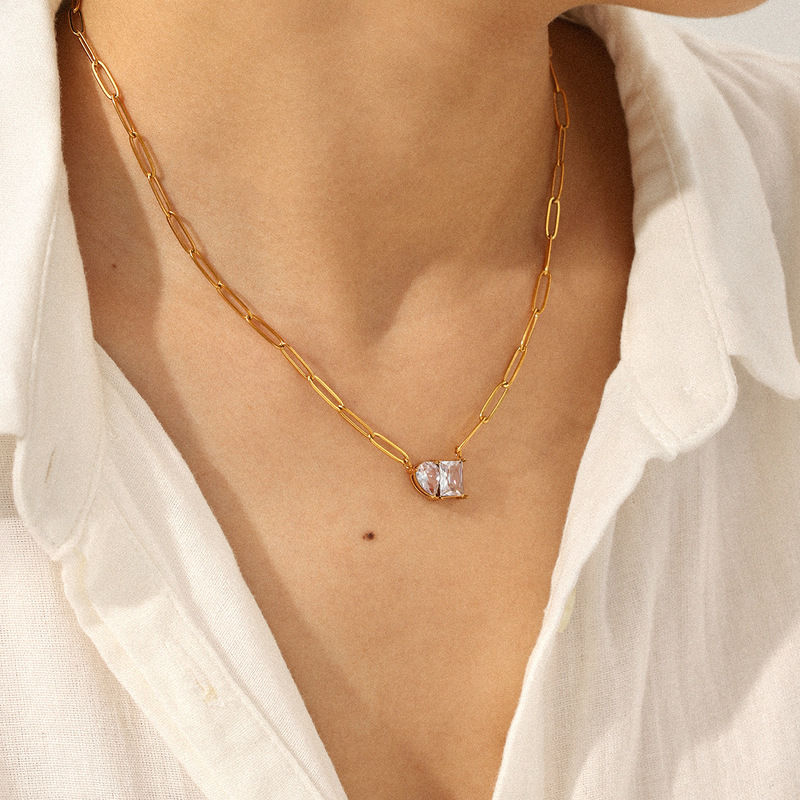 Customized Hot Selling Light Luxury Zircon