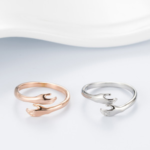 Anillo de titanio de estilo retro minimalista transfronterizo para hombres y mujeres, joyería geométrica y a la moda. - Product Image 2