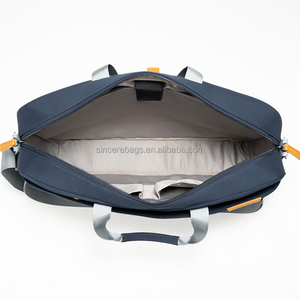 Maletín Portaordenador de Negocios Moderno y Elegante de 15.6 Pulgadas, Bandolera, Personalizado, Ligero, de Poliéster, Portátil - Product Image 5