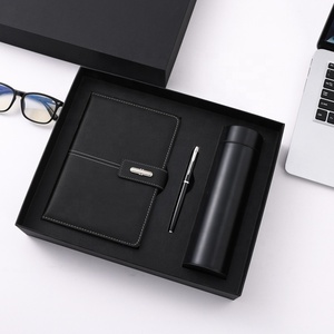 Promo Ensemble Cadeau Luxe A5 Personnalisable en Cuir PU : Carnet, Stylo, Mug Isotherme et Clé USB pour Entreprises - Product Image 4