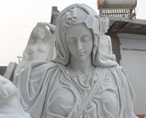 Sculpture religieuse en marbre sculpté de haute qualité, Pietà - Product Image 6