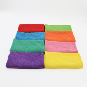 80% Polyester 20% Polyamide Tissu en microfibre coloré Serviette en microfibre de cuisine Serviette de nettoyage de voiture en microfibre