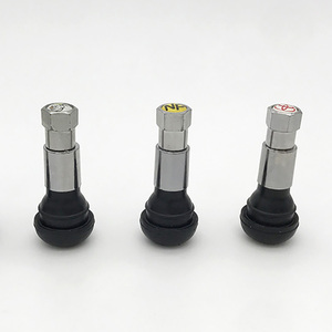 อะไหล่รถยนต์ ยางแบบไม่มียางใน รุ่น TR413C พร้อมฝาครอบโลโก้แบบกำหนดเอง - Product Image 6